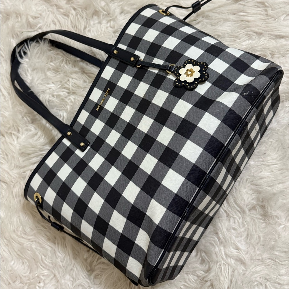 Black and white plaid tote